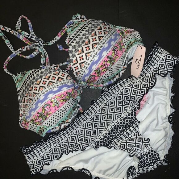 Victoria's Secret 34A BIKINI RUFFLE Cheeky LOT Black Mint chevron blue paisley - Picture 6 of 7